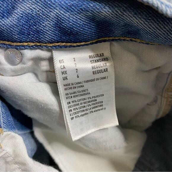 American Eagle Mom Jeans Women's 2 Light Denim High Rise Distressed Ripped Knees - Picture 5 of 12